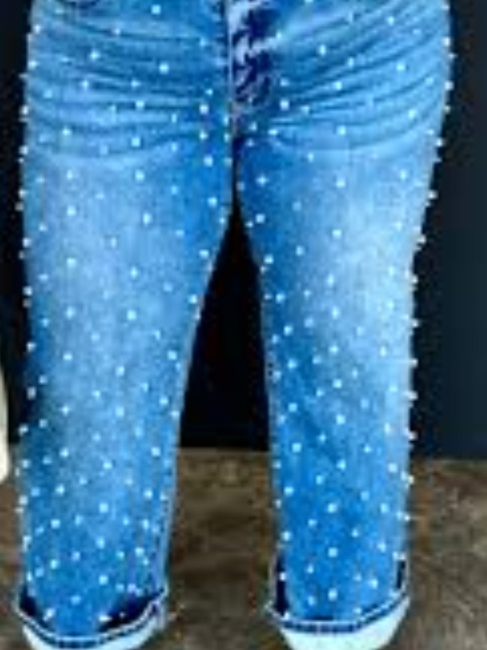 Pearl-Embellished Blue Cropped Women’s Jeans